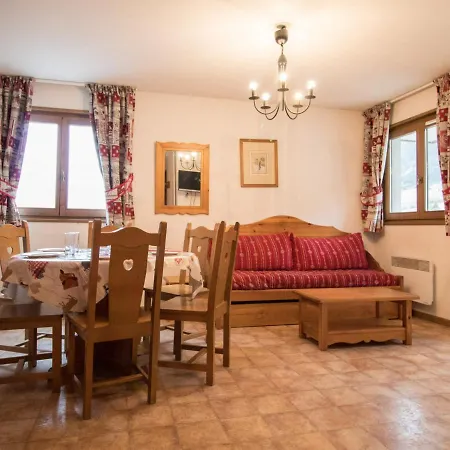 Spacieux Au Pied Des Pistes Pour 6 Personnes, Lanslevillard-val Cenis - Fr-1-508-11 Apartment