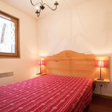 Spacieux Au Pied Des Pistes Pour 6 Personnes, Lanslevillard-val Cenis - Fr-1-508-11 Lanslevillard